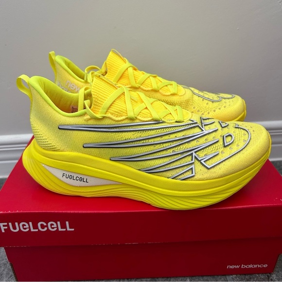 NIB New Balance Super Comp Elite V3 Cosmic Pineapple Size 8 Running Sneaker - Picture 1 of 11